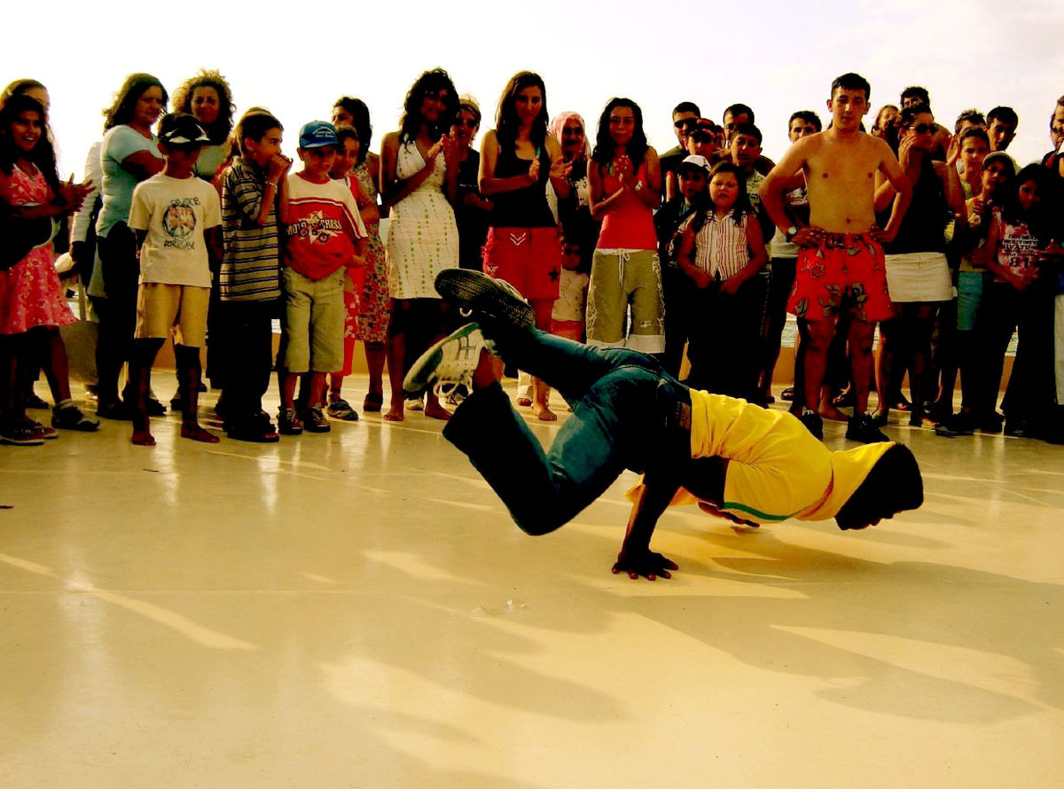 Hip-hop dance - Wikipedia